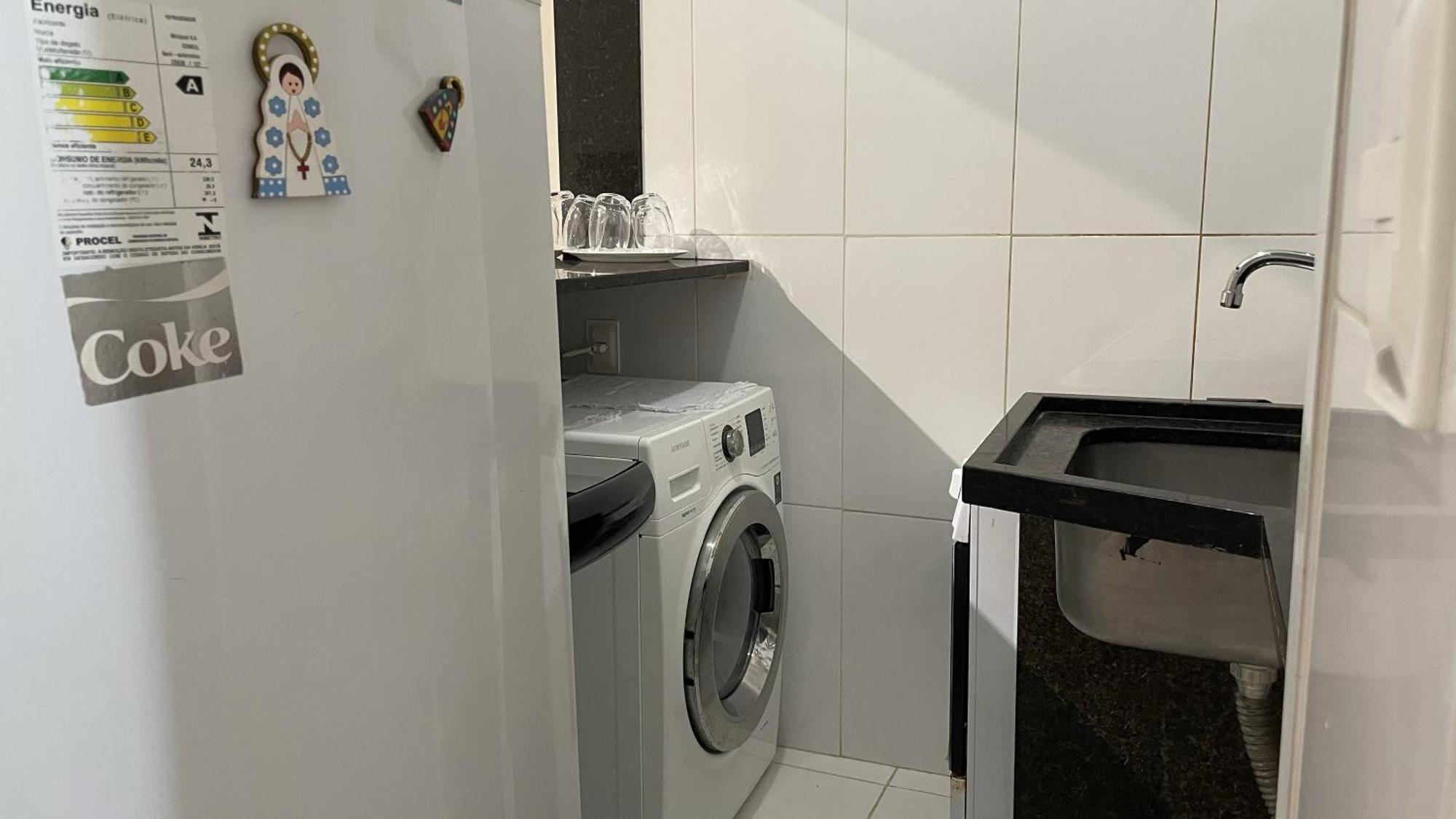 1 Block From Copacabana Beach, Whole Apt, Posto 4 리오데자네이루 외부 사진