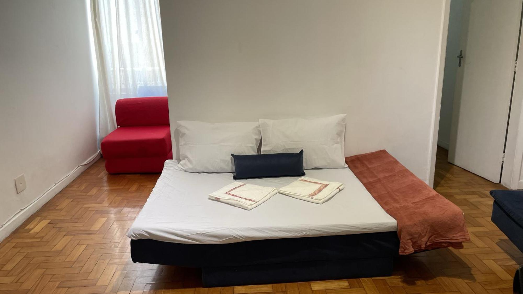1 Block From Copacabana Beach, Whole Apt, Posto 4 리오데자네이루 외부 사진